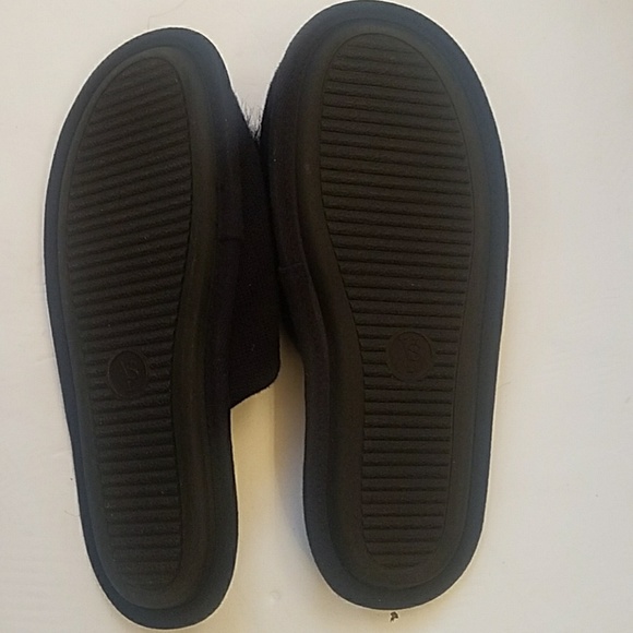 Victoria's Secret slippers - Picture 3 of 3